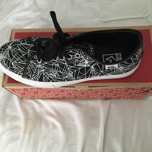 *Sample* Vans x Syndicate